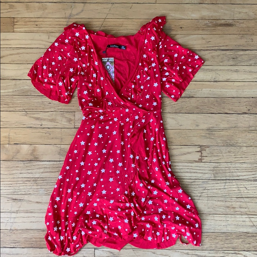 Brand New Boohoo Star Dress